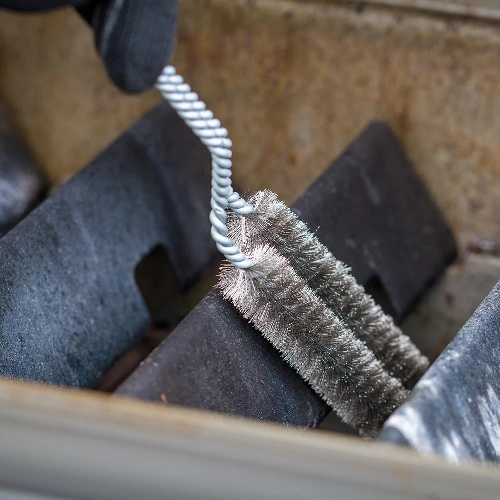 Weber Grilling Tools & Accessories Plastic 16-in Grill Brush 2 Weber Grilling Tools & Accessories Plastic 16-in Grill Brush - Image 2