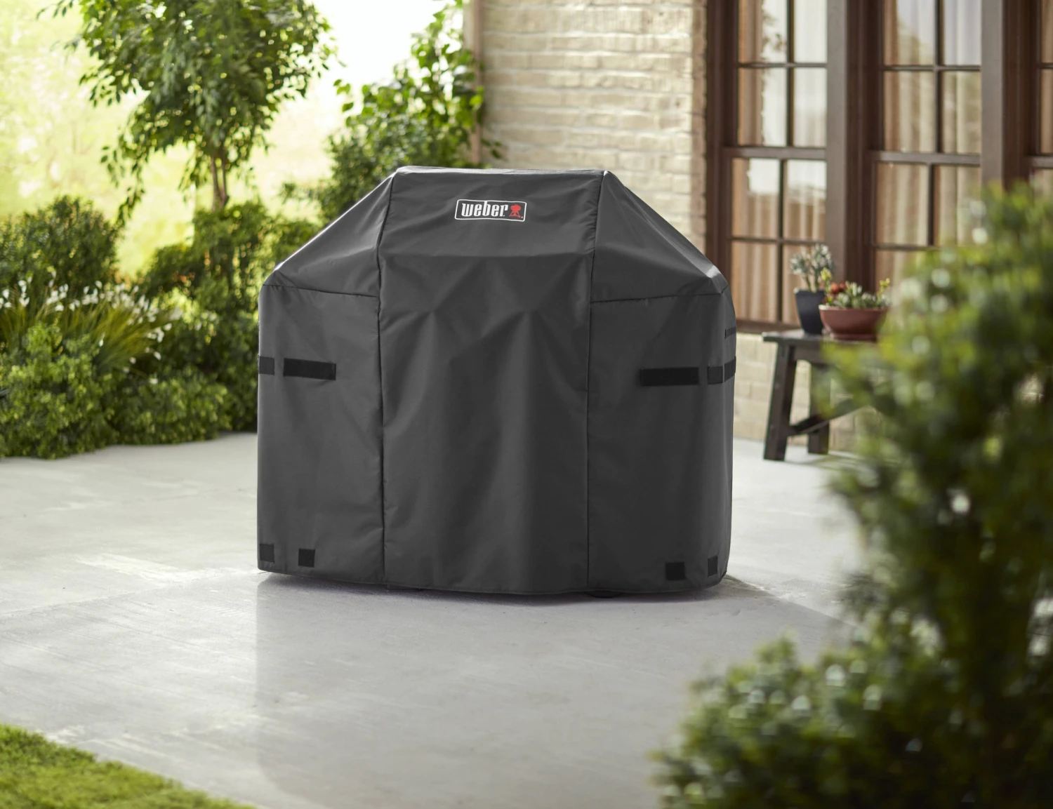 Weber Grilling Tools & Accessories 48-in W x 42-in H Black Gas Grill Cover 3 Weber Grilling Tools & Accessories 48-in W x 42-in H Black Gas Grill Cover - Image 3
