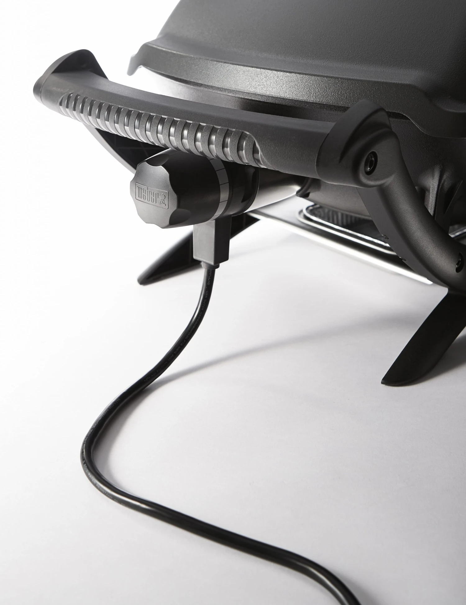 Weber Grills Q1400 1560-Watt Dark Gray Electric Grill 7 Weber Grills Q1400 1560-Watt Dark Gray Electric Grill - Image 7