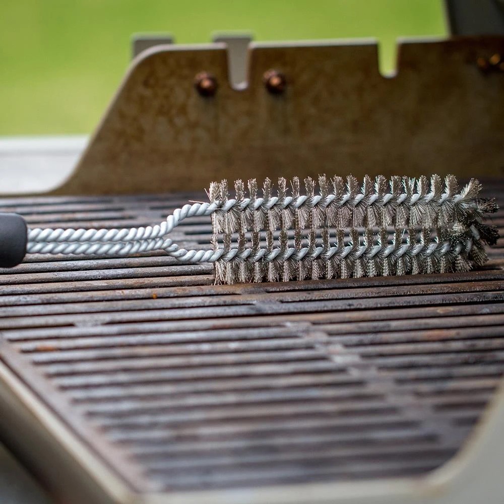 Weber Grilling Tools & Accessories Plastic 16-in Grill Brush 3 Weber Grilling Tools & Accessories Plastic 16-in Grill Brush - Image 3