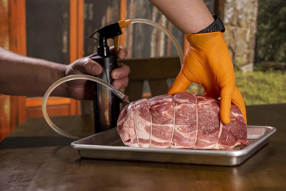 Oklahoma Joe's Grilling Tools & Accessories Oklahoma Joe's 2-in-1 Spray Injector 4 Oklahoma Joe's Grilling Tools & Accessories Oklahoma Joe's 2-in-1 Spray Injector - Image 4